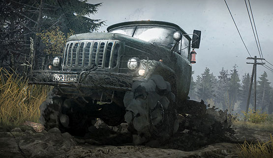 旋转轮胎泥泞奔驰